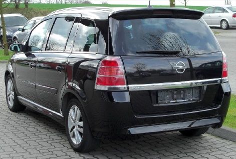opel_zafira_2007_autoberles_1.jpg