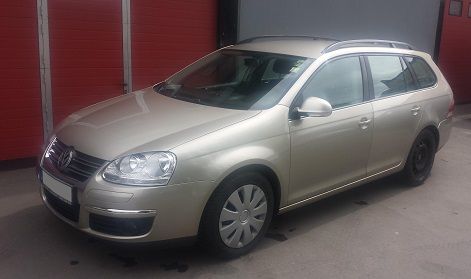 volkswagen_golf_autoberles_1.jpg